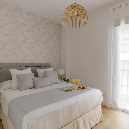 Apartamento Living4malaga Ollerias Centre *