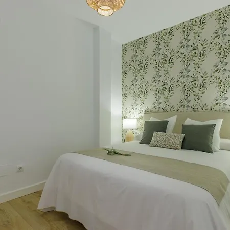 Living4malaga Ollerias Centre Apartment Malaga